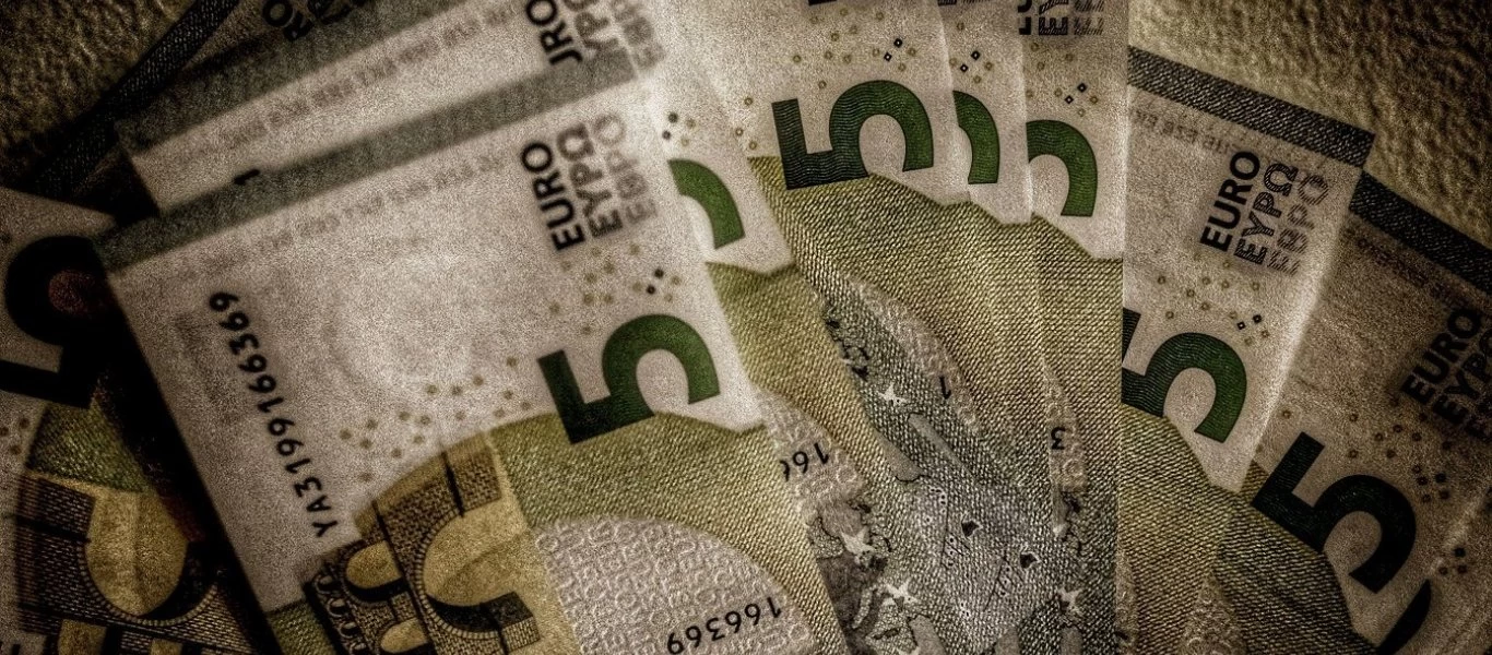 Στα δύο «σπάει» το δώρο των Χριστουγέννων - Πότε θα γίνει η πρώτη πληρωμή